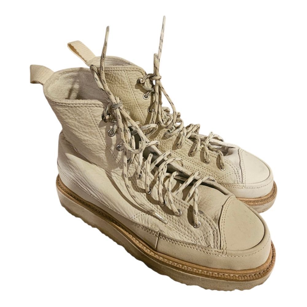 CONVERSE CHUCK TAYLOR Crafted Leather Boots - Size 6 1/2